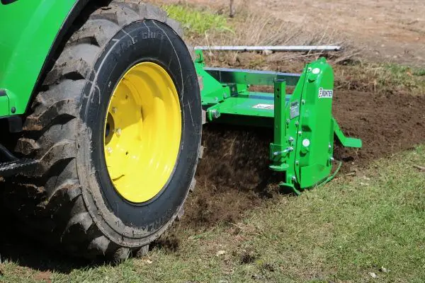 You Need a New Tractor – Here Are 11 Reasons Why – Country Family Homestead